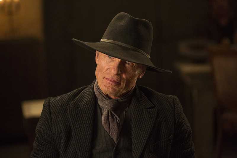 Photo of Ed Harris as William